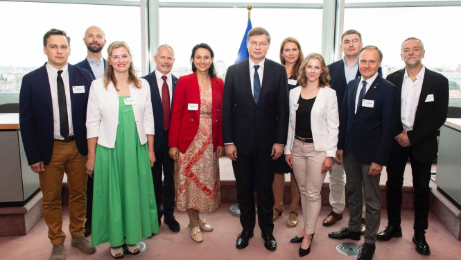 Publicitātes foto