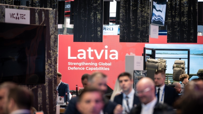 Latvijas aizsardzības tehnoloģiju uzņēmumi Parīzē stiprina ceļu uz eksporta tirgiem
