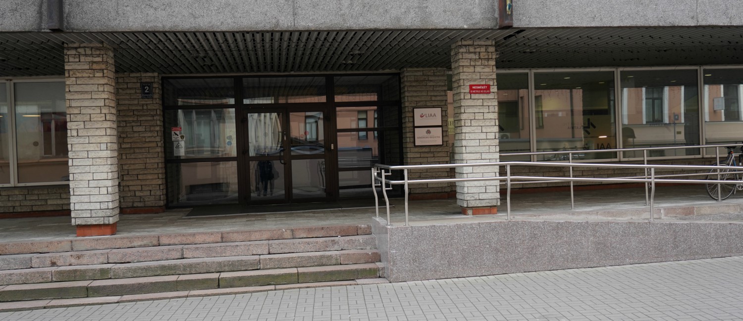 Piekļuve Latvijas Investīciju un attīstības aģentūras ēkai