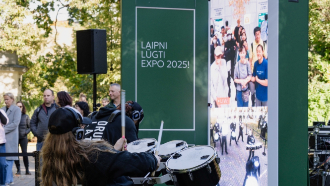 Vienotā ritmā – Latvijas bundzinieki liek japāņu sirdīm EXPO sisties straujāk 