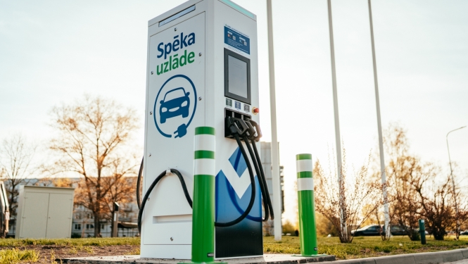 “Smart Electric Technology” investēs elektroauto uzlādes infrastruktūras attīstībā