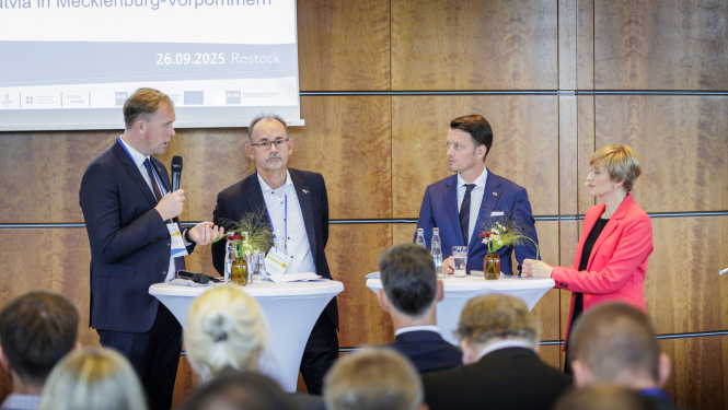 Latvijas un Vācijas biznesa forums apliecina ciešas saites ekonomiskajai sadarbībai digitalizācijas, zaļās enerģijas un aizsardzības jomās 