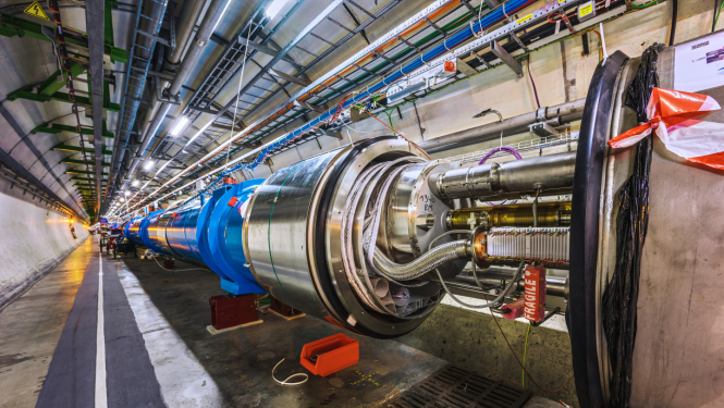 LHC: CERN Lielais hadronu daļiņu paātrinātājs. 