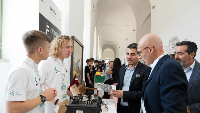 Latvijas skolēnu mācību uzņēmums Eiropas finālā