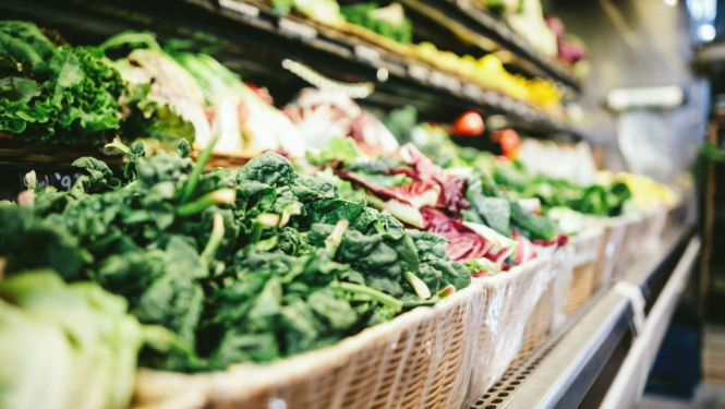 pārtikas produkti veikalā