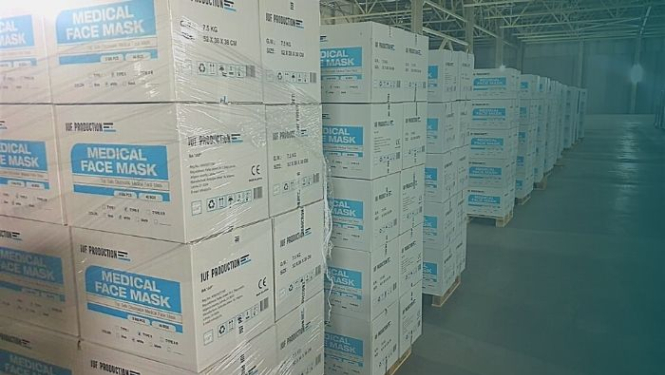 Dāvina Latvijā ražotas sejas aizsargmaskas