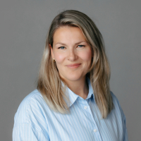 Alises Pīkas-Ozolas foto