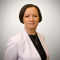 Ineses Šīravas foto