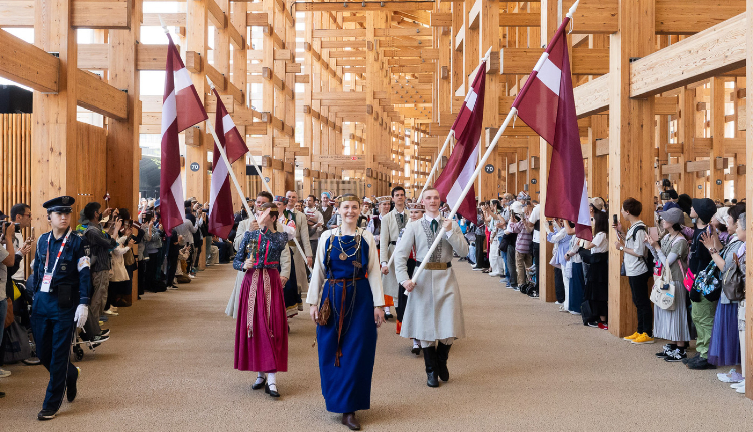 Latvijas Nacionālā diena izstādē "Expo"