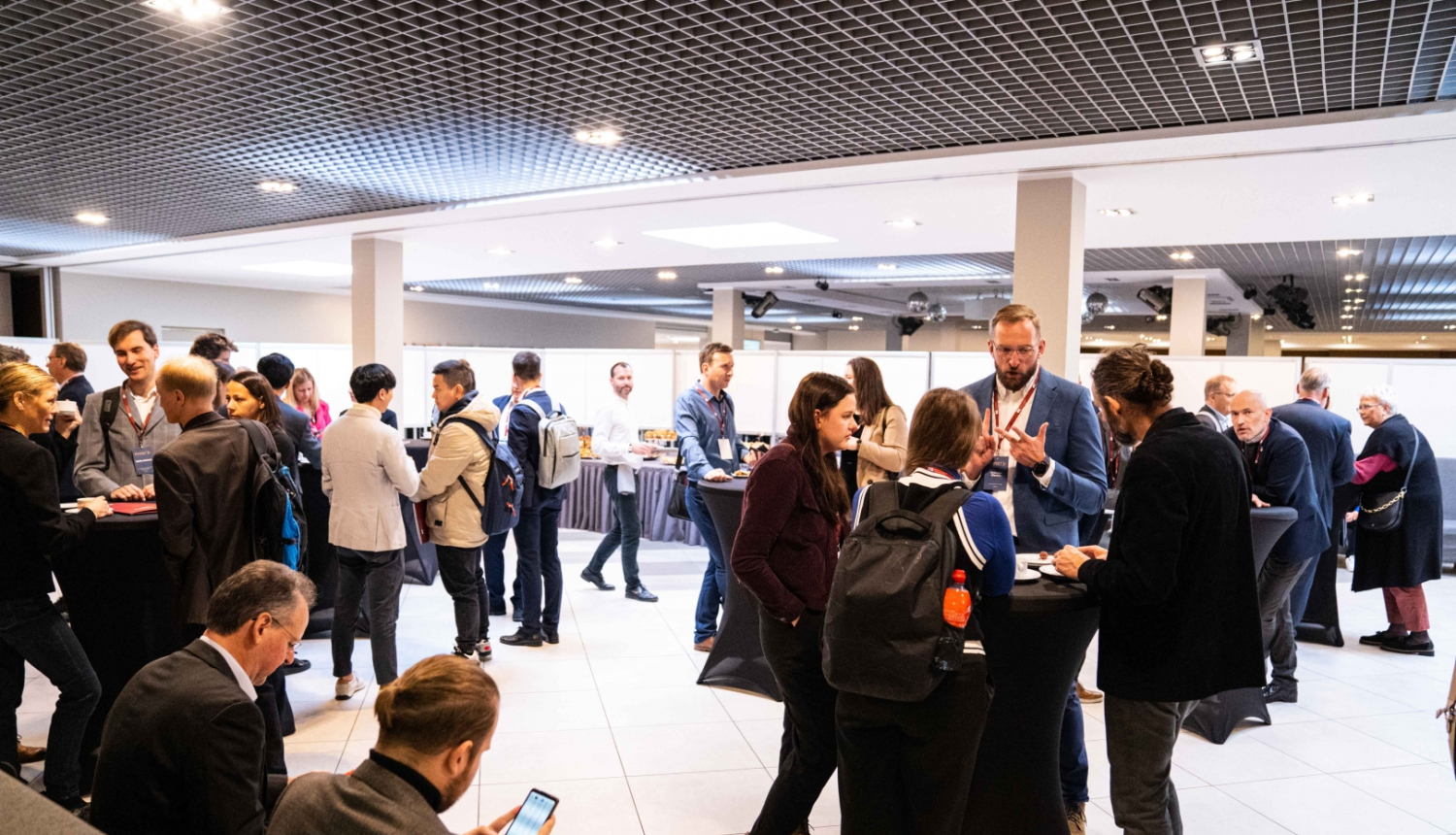 Vizuāls materiāls precīzijas medicīnas forumam Rīgā