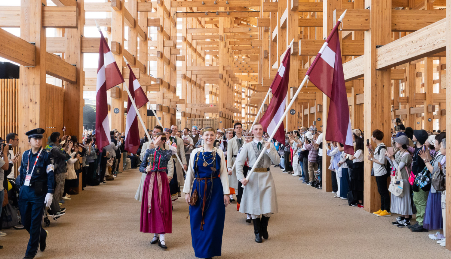 Latvija pēc EXPO Japānā: esam ielikuši kāju durvīs, tagad svarīgi tās turēt atvērtas 
